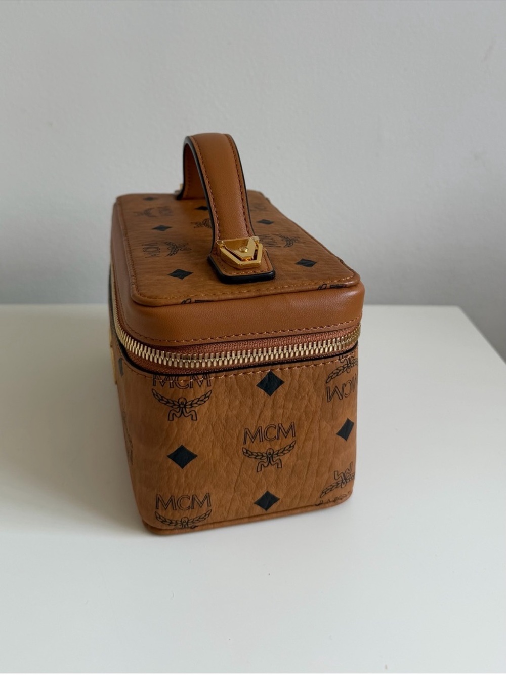 MCM Cognac Monogram Vanity Case with Gold Hardware - Picture 3 of 11